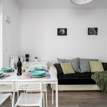 Apartament Ks Warszawa Business Prymasa Appartement Buitenkant foto